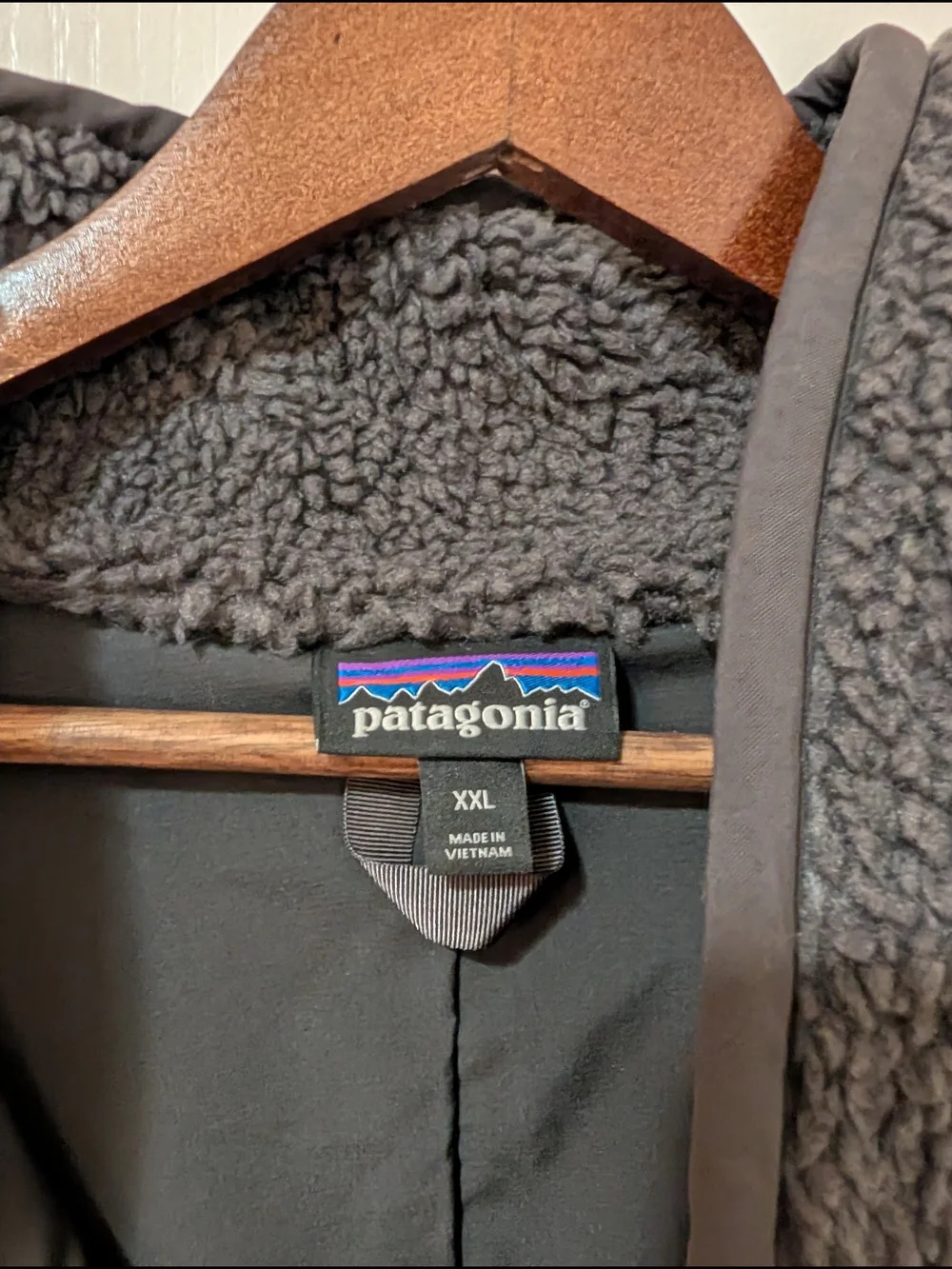 Patagonia Men's Dark Gray Sherpa Fleece Jacket